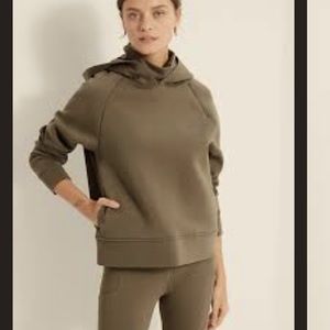 Gorgeous scuba knit BR hoodie with hidden pockets